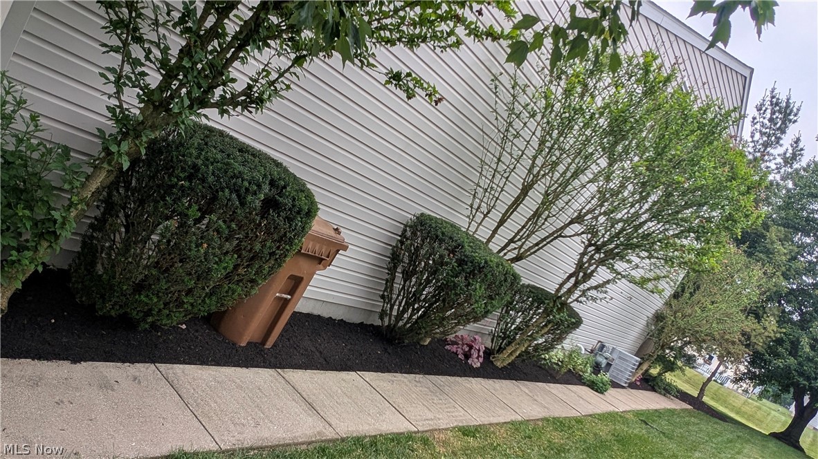 144 Royal Crest Drive Seville OH 44273