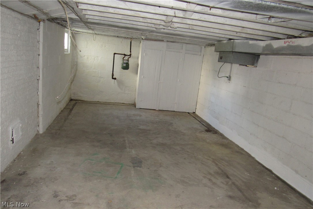 1817 E 46th Street Ashtabula OH 44004