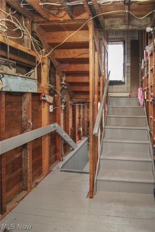 261 Melrose Avenue Youngstown OH 44512