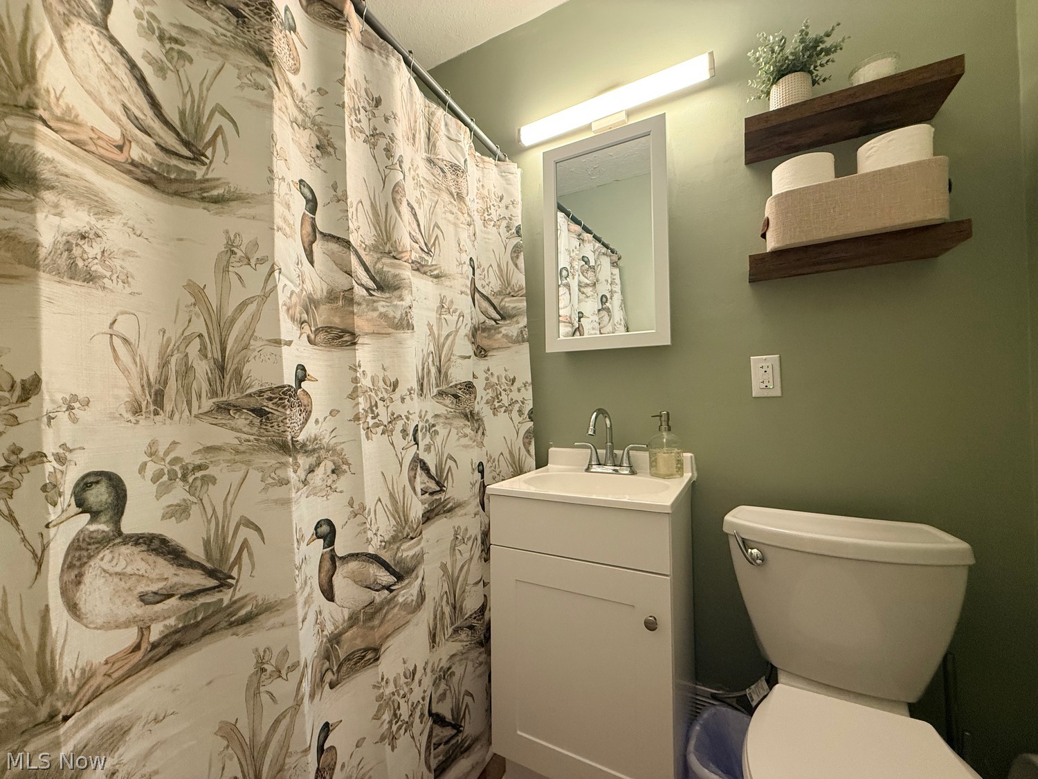 6271 Randolph Road Bedford OH 44146