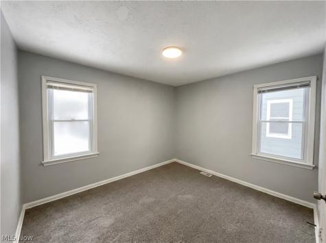 17409 Mapleboro Avenue Maple Heights OH 44137