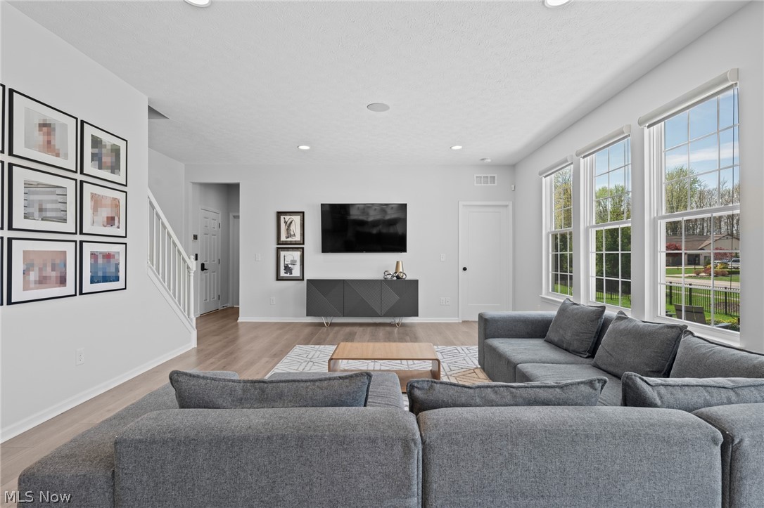 2262 Norton Place Avon OH 44011