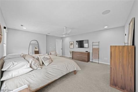 2262 Norton Place Avon OH 44011