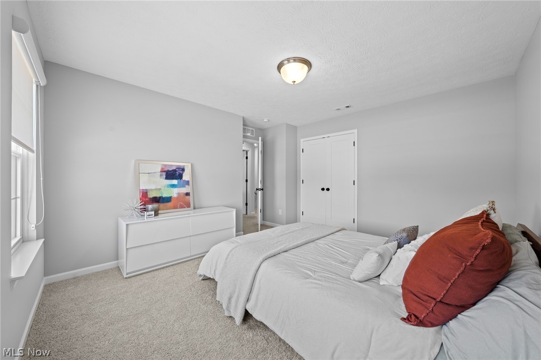 2262 Norton Place Avon OH 44011
