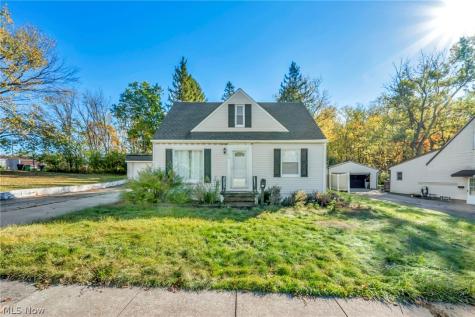 15 Edgewood Avenue Bedford OH 44146