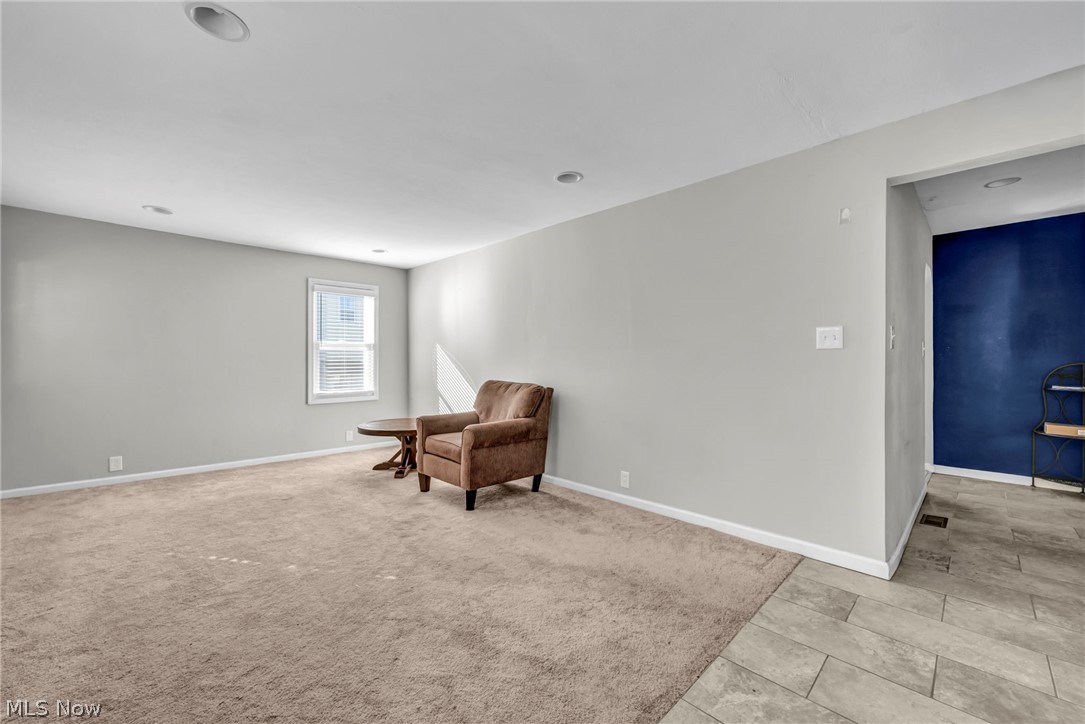15 Edgewood Avenue Bedford OH 44146