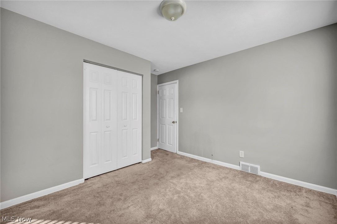 15 Edgewood Avenue Bedford OH 44146