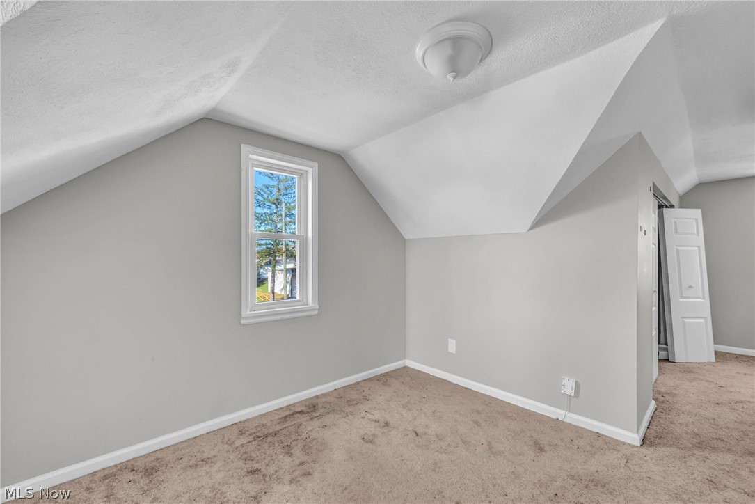 15 Edgewood Avenue Bedford OH 44146