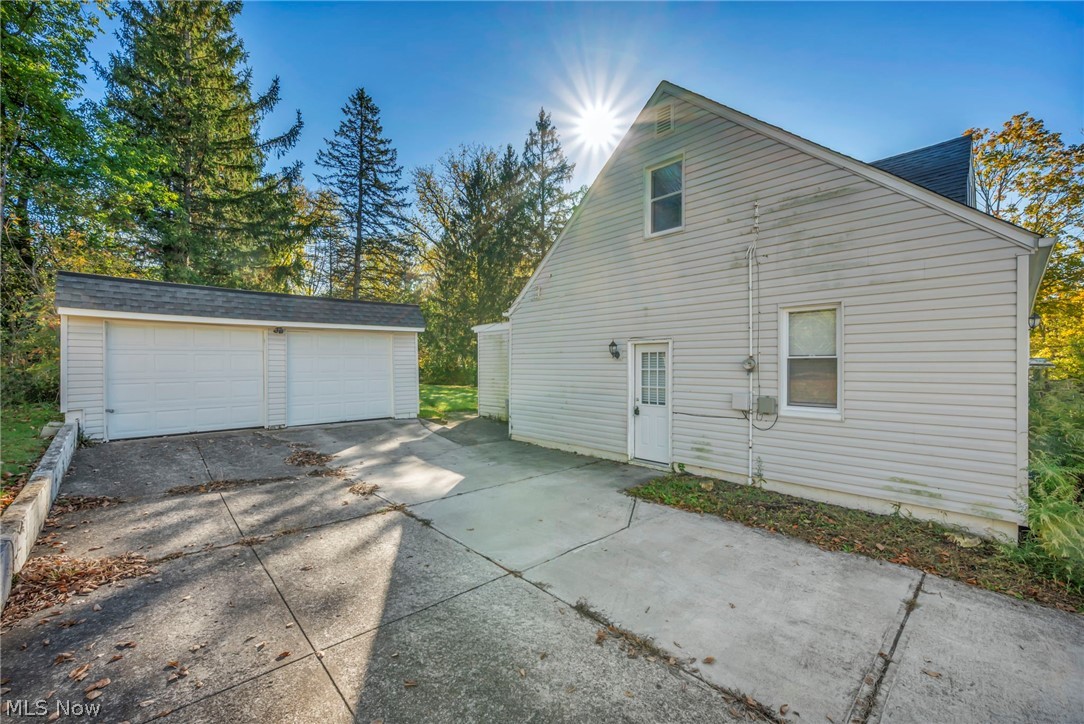 15 Edgewood Avenue Bedford OH 44146