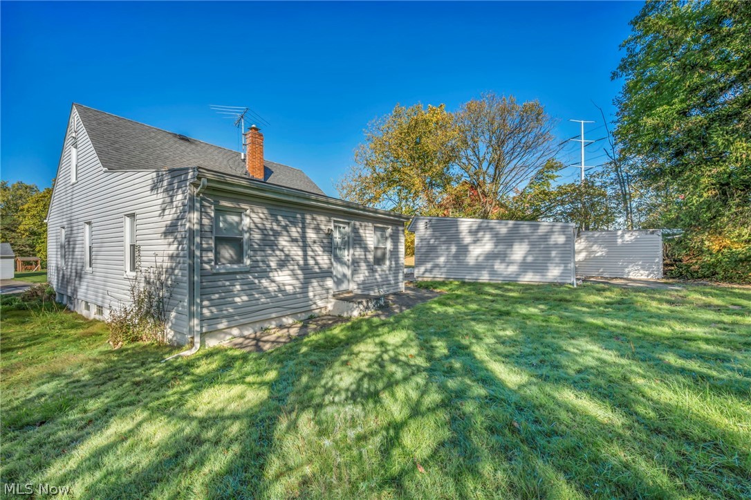 15 Edgewood Avenue Bedford OH 44146