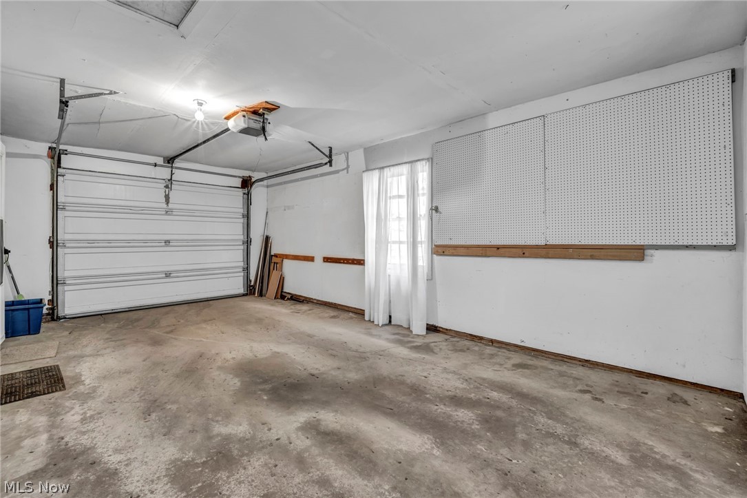 5565 Brentwood Avenue NW North Canton OH 44720