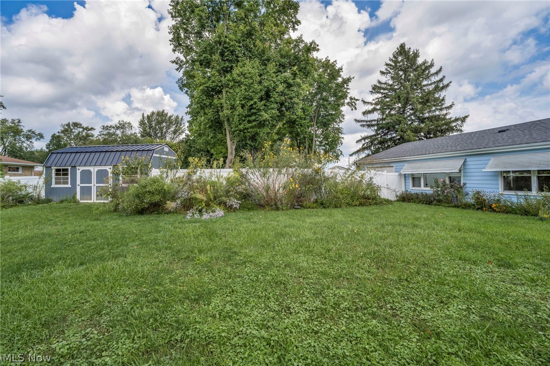 5565 Brentwood Avenue NW North Canton OH 44720