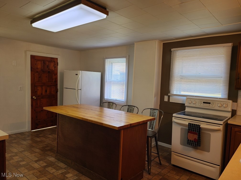 3929 Robertsville Avenue SE Minerva OH 44657