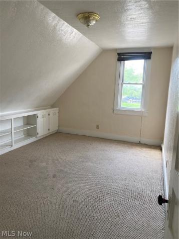 1023 Applegrove Street NW North Canton OH 44720