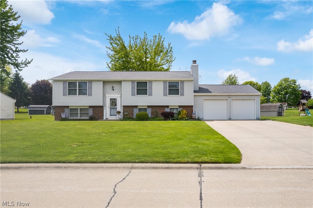 North Canton OH, 4506 Honeysuckle Drive