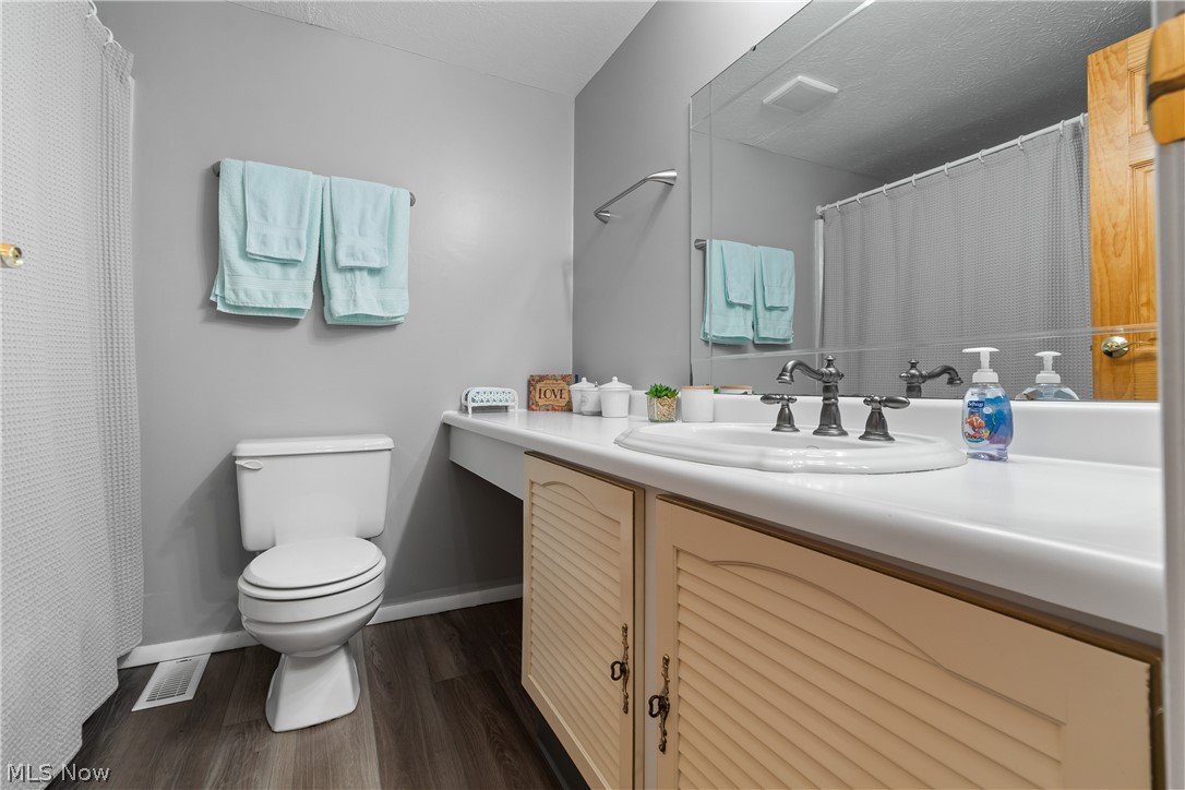 4506 Honeysuckle Drive North Canton OH 44720
