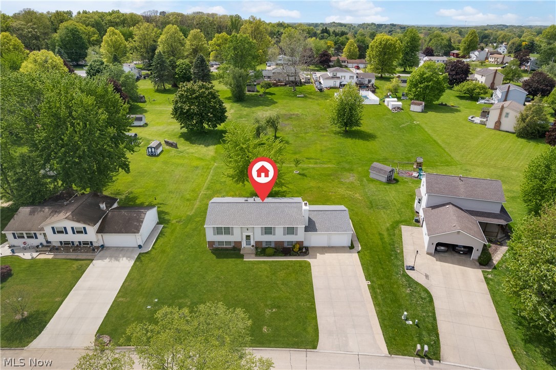 4506 Honeysuckle Drive North Canton OH 44720