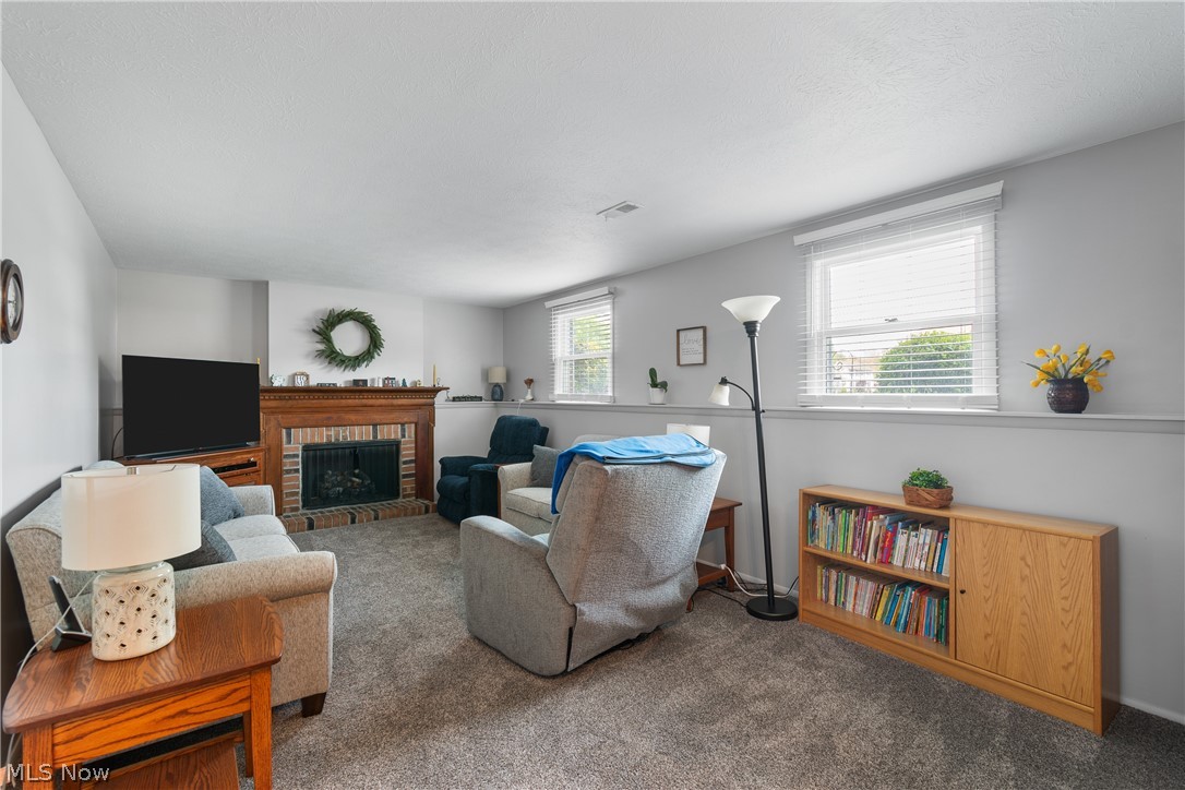 4506 Honeysuckle Drive North Canton OH 44720