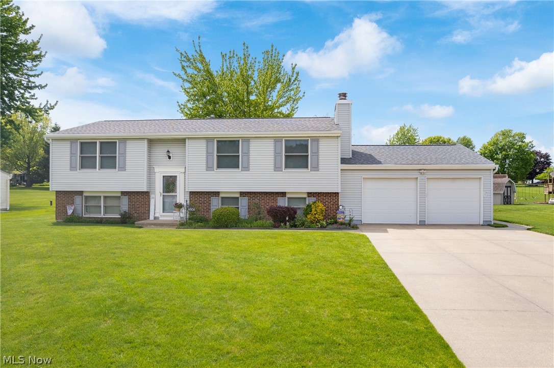 4506 Honeysuckle Drive North Canton OH 44720