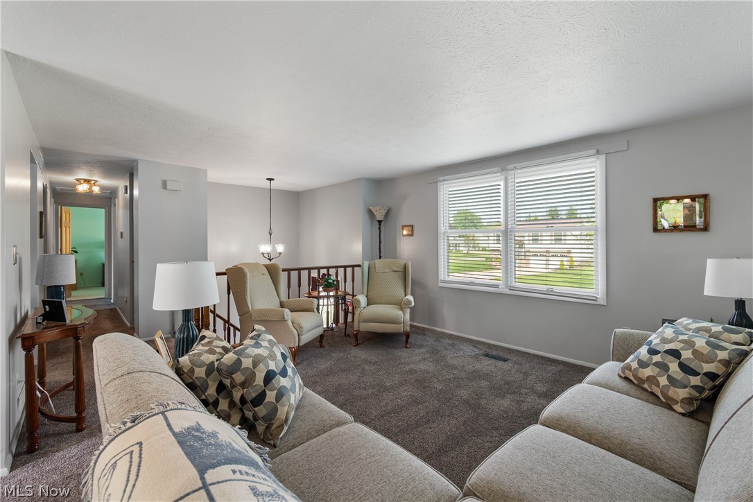 4506 Honeysuckle Drive North Canton OH 44720