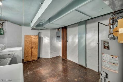 145 E 211th Street Euclid OH 44123