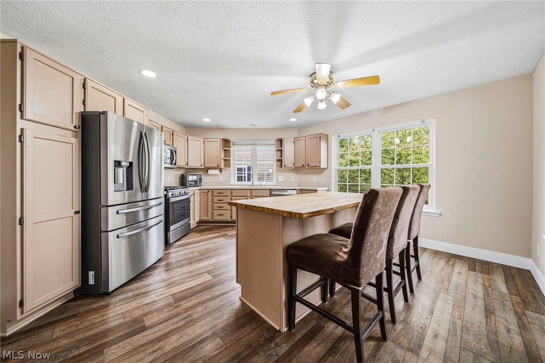 14751 Aspen Hills Lane Burton OH 44021