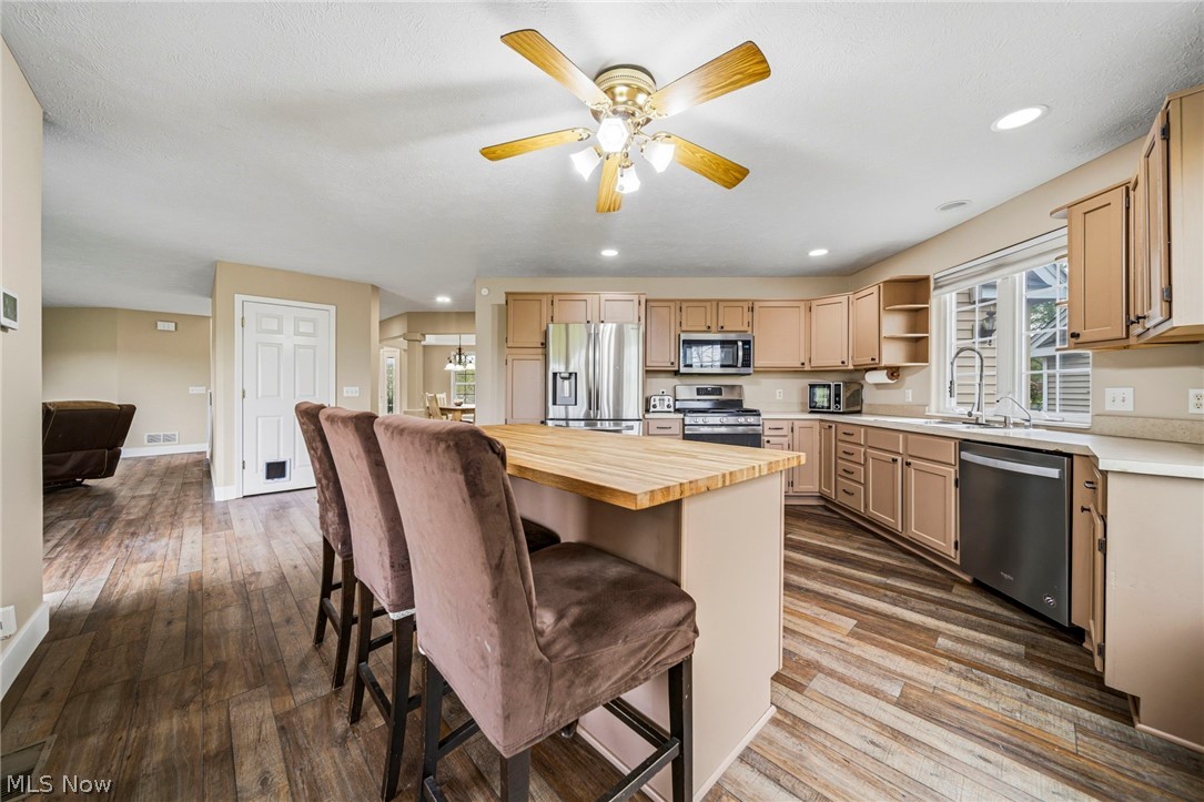 14751 Aspen Hills Lane Burton OH 44021