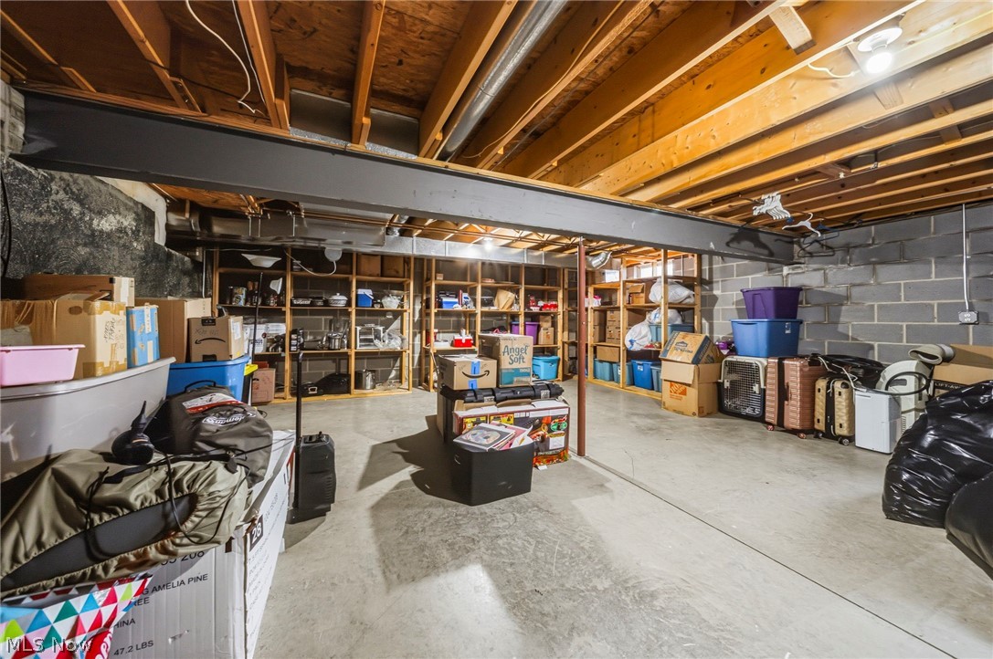 14751 Aspen Hills Lane Burton OH 44021