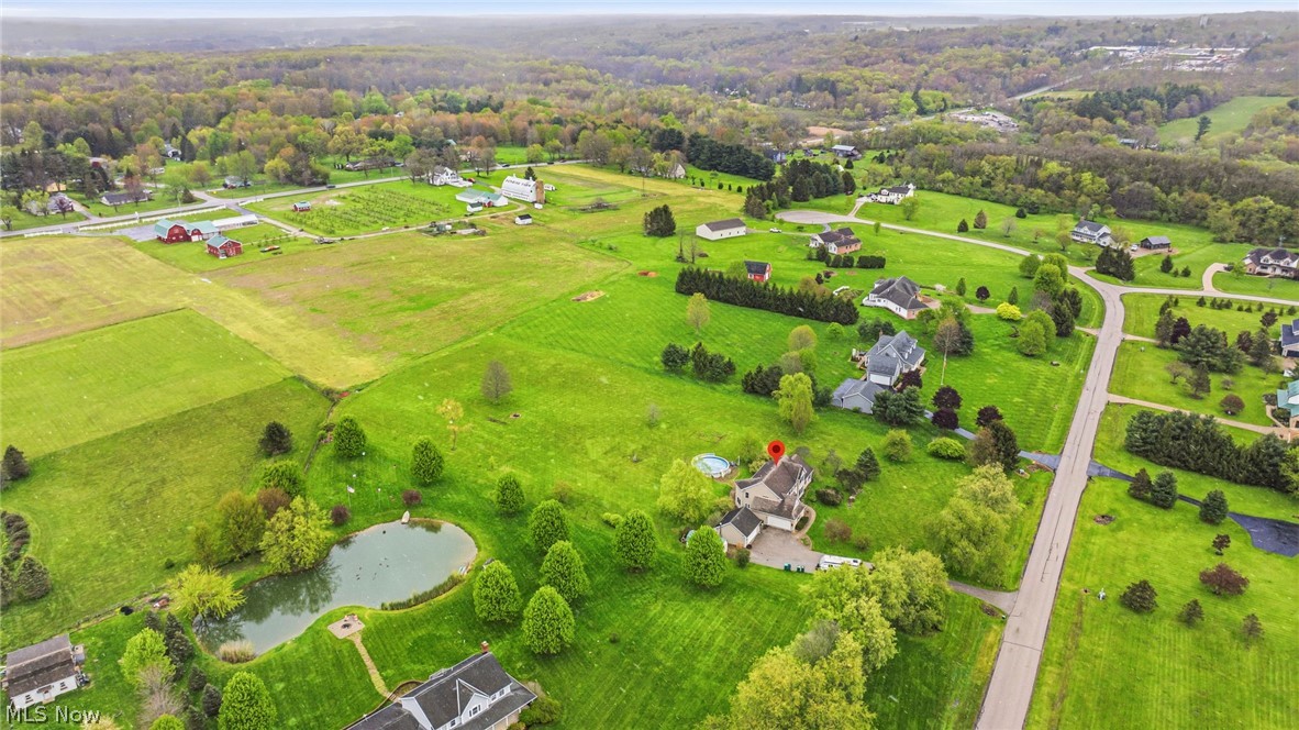14751 Aspen Hills Lane Burton OH 44021