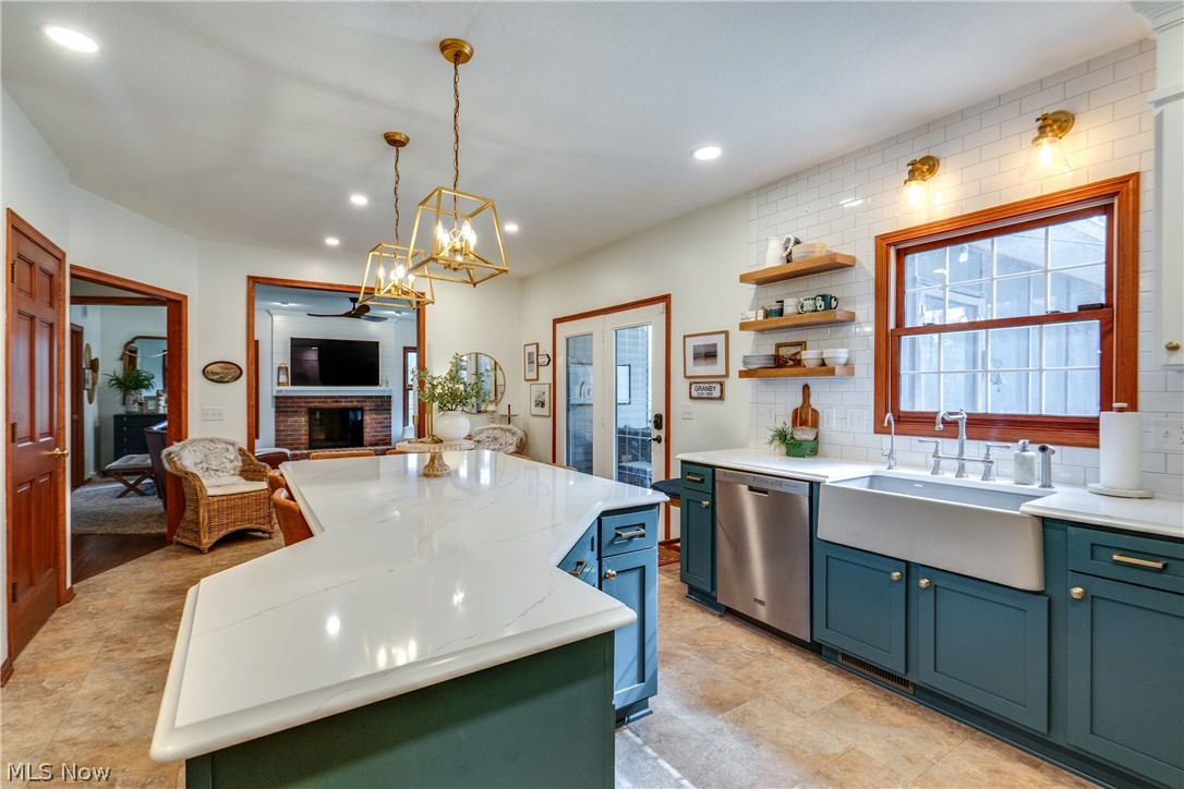 5137 Plain Center Avenue NE Canton OH 44714