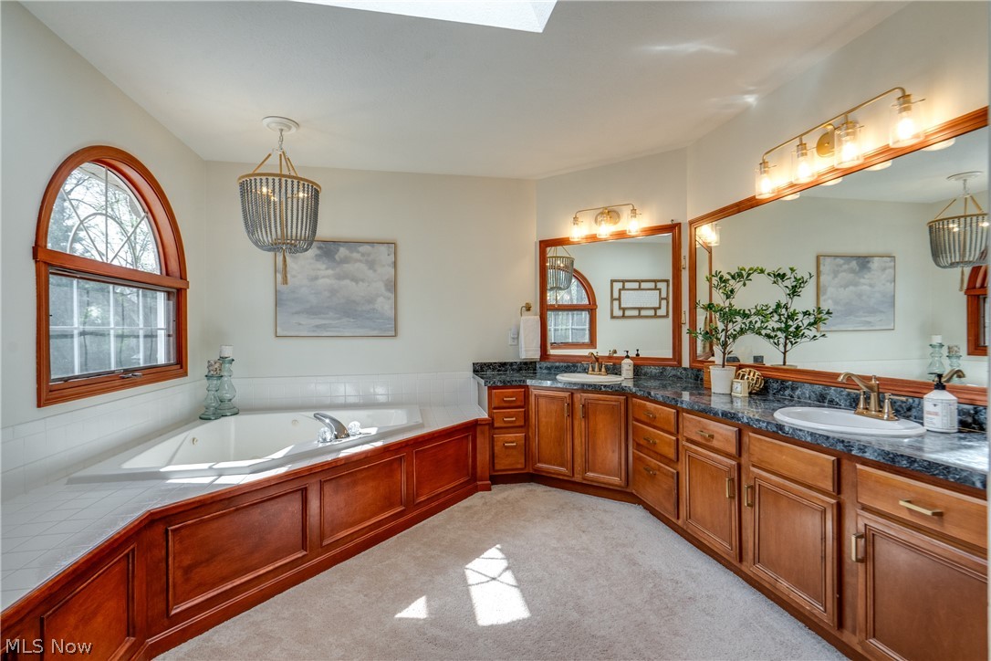 5137 Plain Center Avenue NE Canton OH 44714