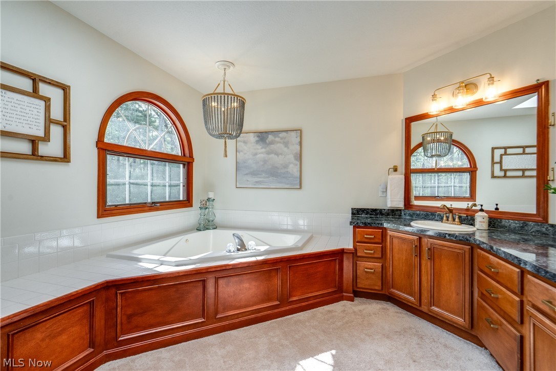 5137 Plain Center Avenue NE Canton OH 44714