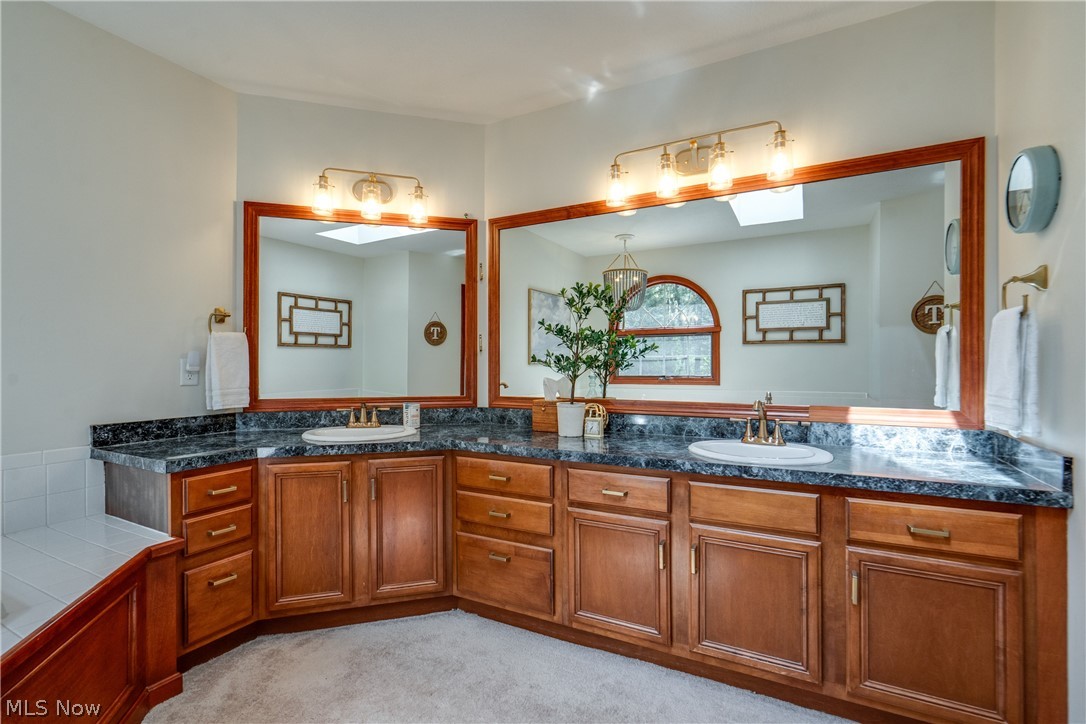 5137 Plain Center Avenue NE Canton OH 44714
