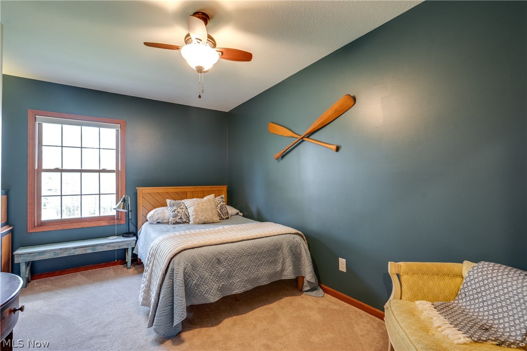 5137 Plain Center Avenue NE Canton OH 44714