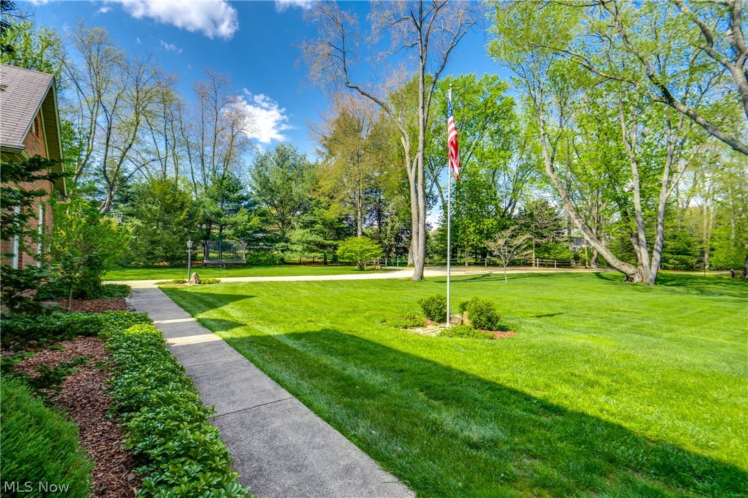 5137 Plain Center Avenue NE Canton OH 44714