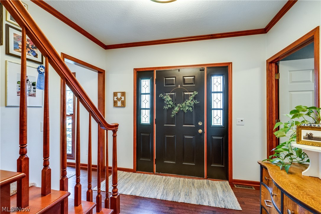 5137 Plain Center Avenue NE Canton OH 44714