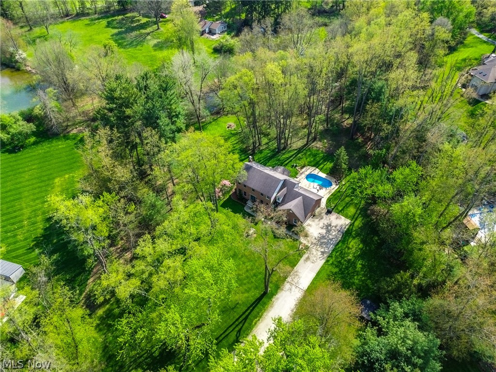 5137 Plain Center Avenue NE Canton OH 44714