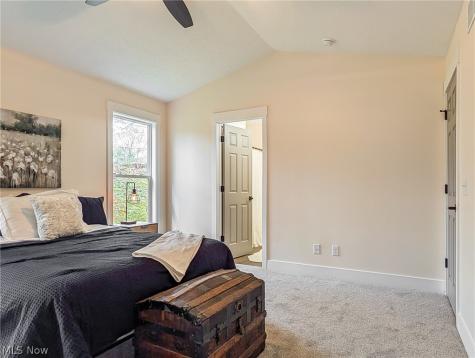 1154 Eaton Drive Akron OH 44312