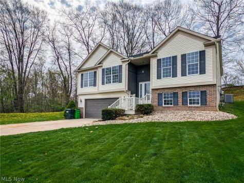 1154 Eaton Drive Akron OH 44312