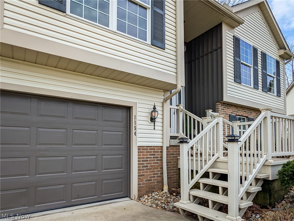 1154 Eaton Drive Akron OH 44312