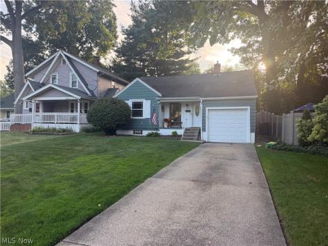 2115 12th Street Cuyahoga Falls OH 44223
