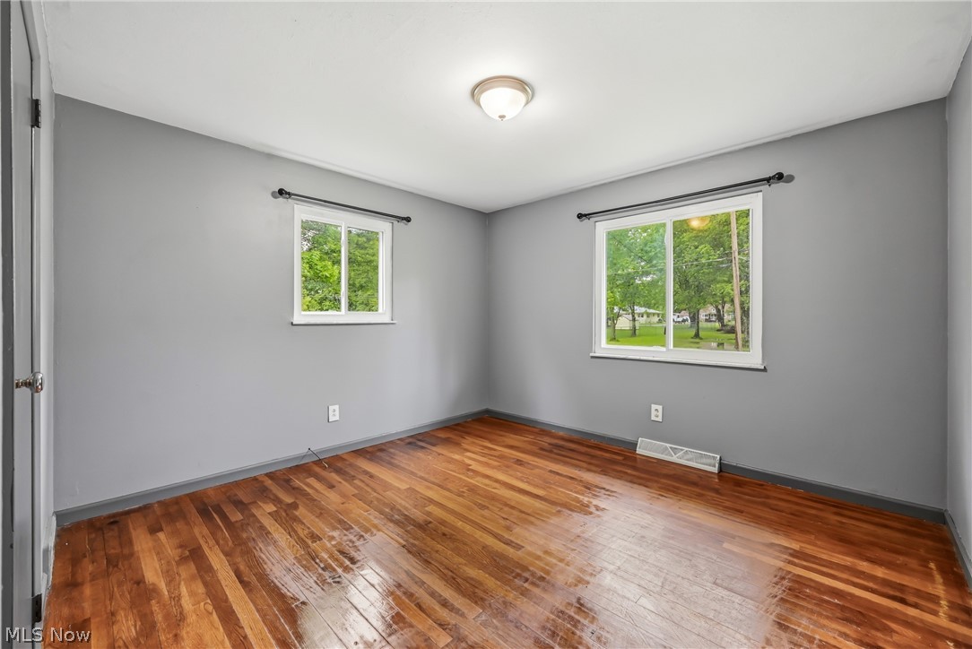 5210 Scott Street Newton Falls OH 44444