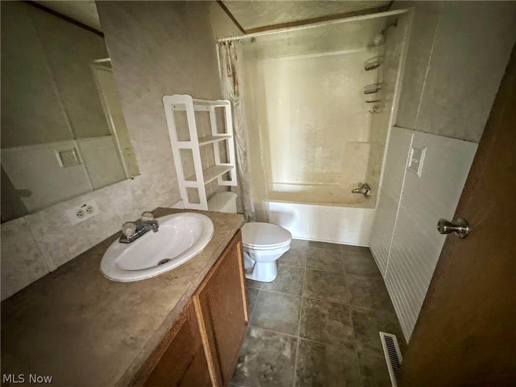 6897 Sherrard Road Cambridge OH 43725