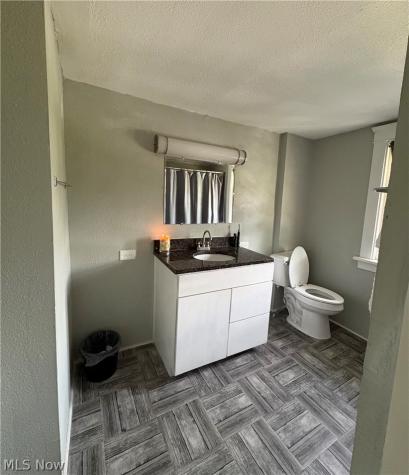 324 Sayers Avenue Niles OH 44446