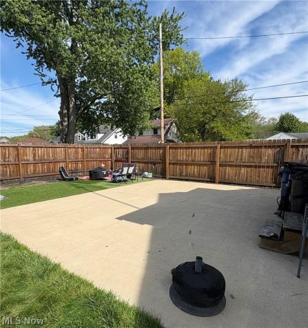 324 Sayers Avenue Niles OH 44446