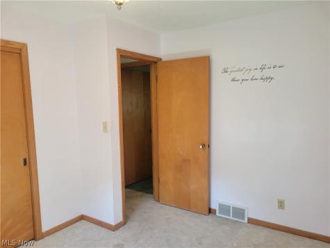 3779 S Hametown Road Norton OH 44203