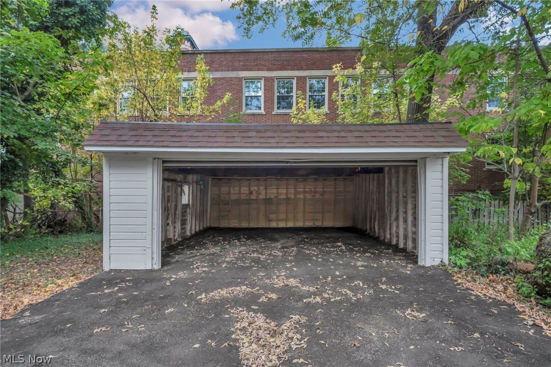 3147 Whitethorn Road Cleveland Heights OH 44118