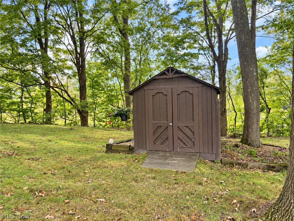 12689 Old State Road Huntsburg OH 44046