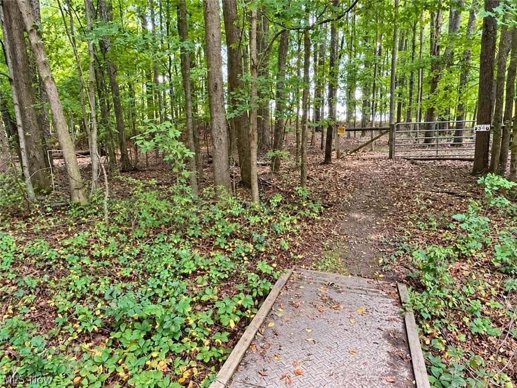 12689 Old State Road Huntsburg OH 44046