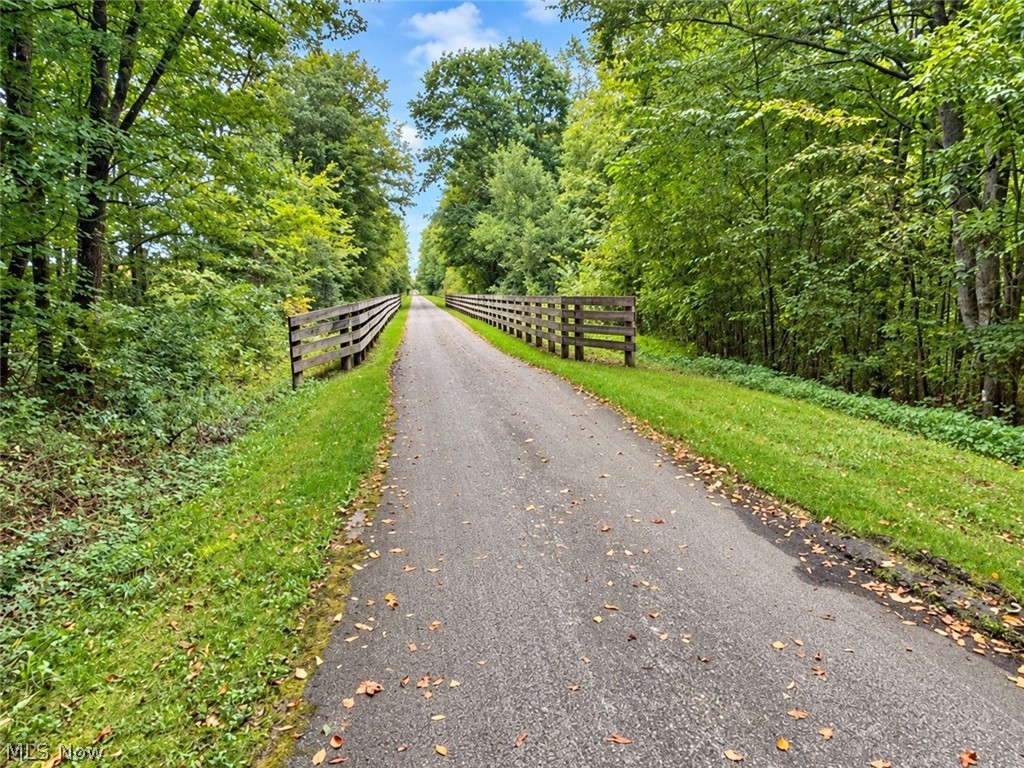 12689 Old State Road Huntsburg OH 44046